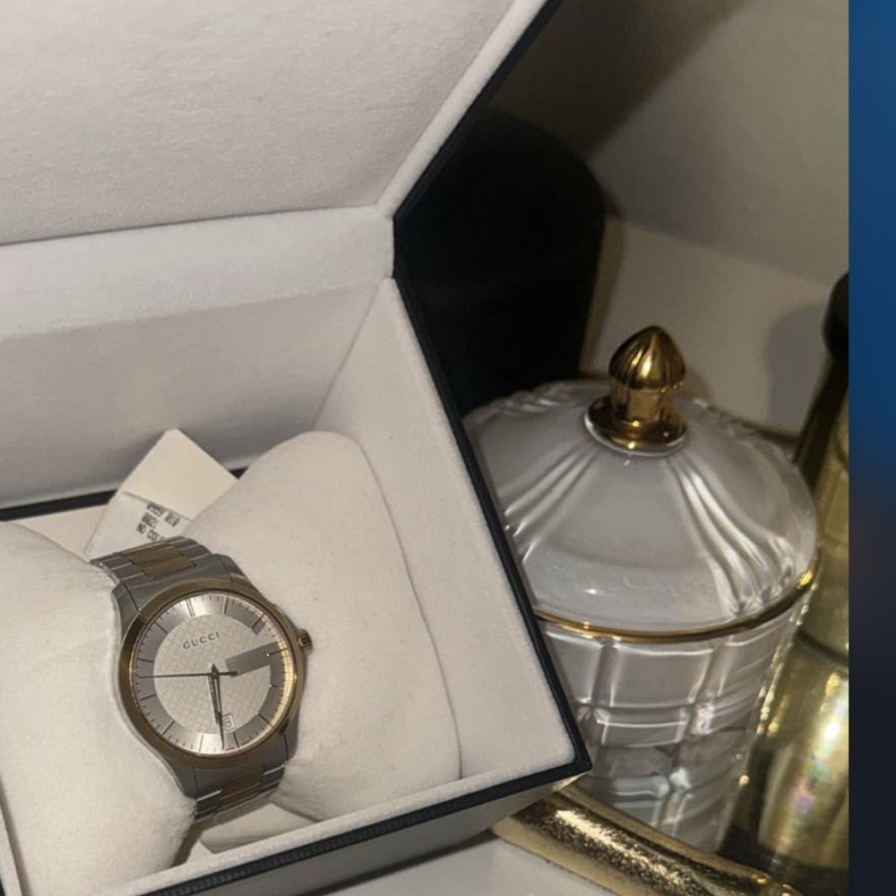 GUCCI G-Timeless Silver Dial Unisex Watch